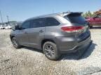 2017 Toyota Highlander SE