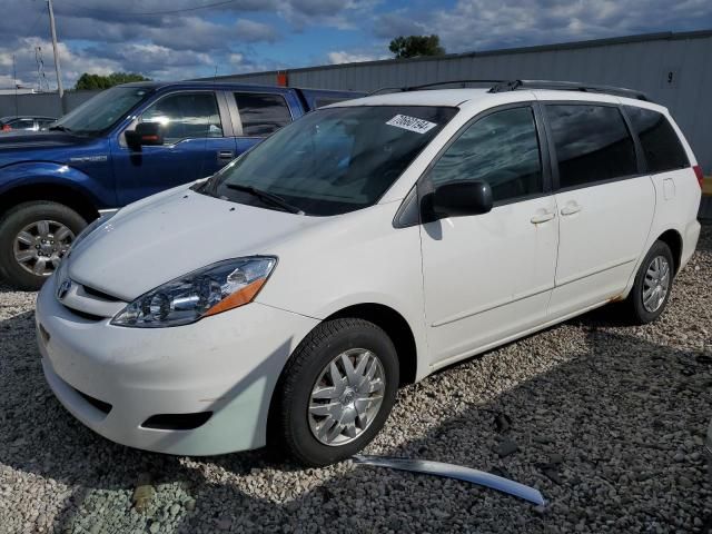 2006 Toyota Sienna CE