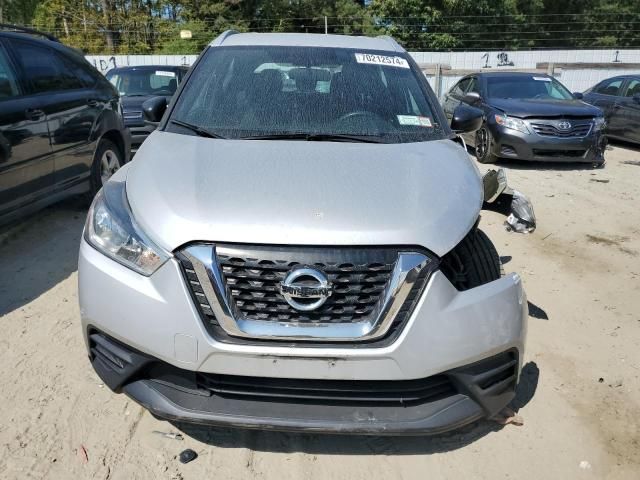 2018 Nissan Kicks S