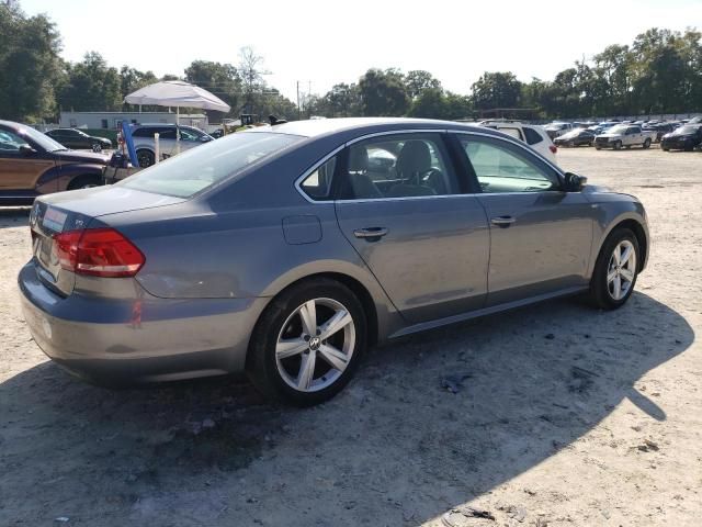 2014 Volkswagen Passat S