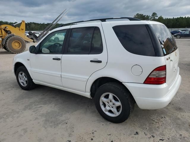 2000 Mercedes-Benz ML 320