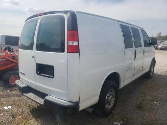 2020 Chevrolet Express G2500