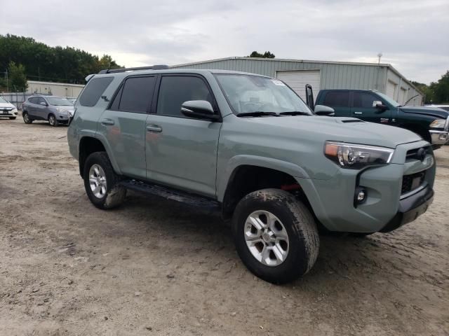 2023 Toyota 4runner SE