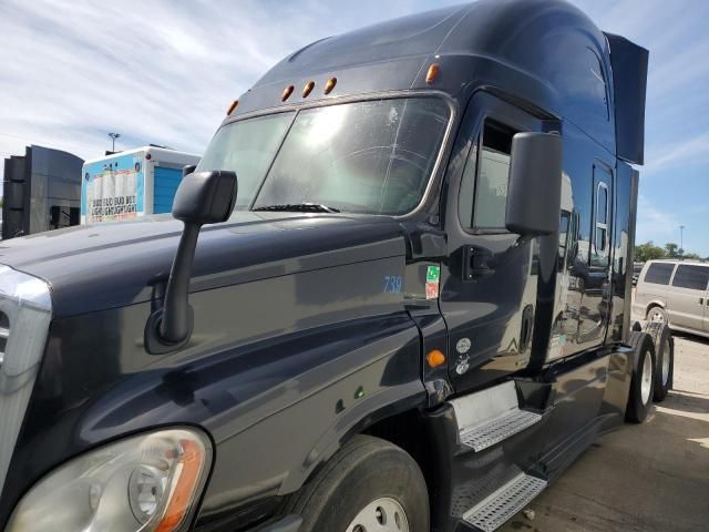 2014 Freightliner Cascadia 125