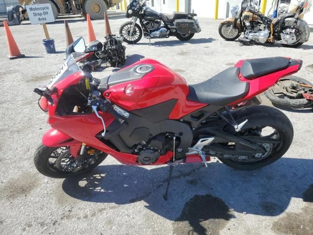 2024 Honda CBR1000 RR