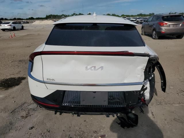 2022 KIA EV6 Light