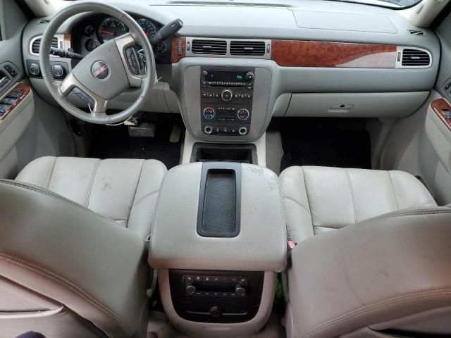 2010 GMC Yukon XL K1500 SLT