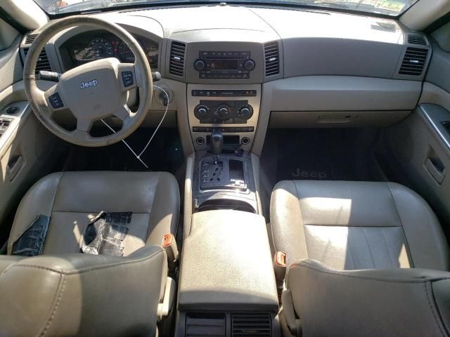 2005 Jeep Grand Cherokee Laredo