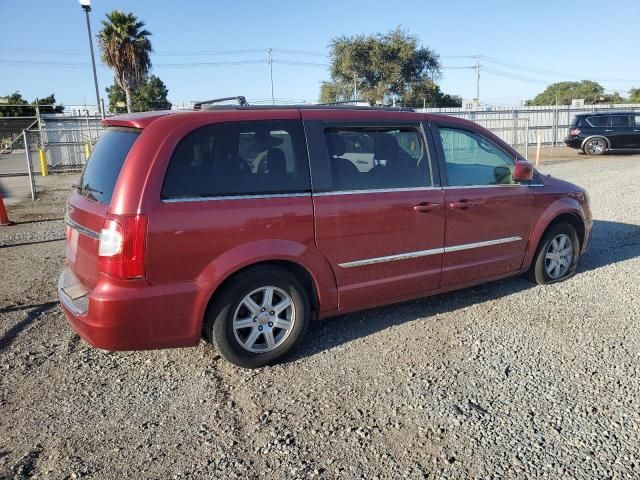 2013 Chrysler Town & Country Touring