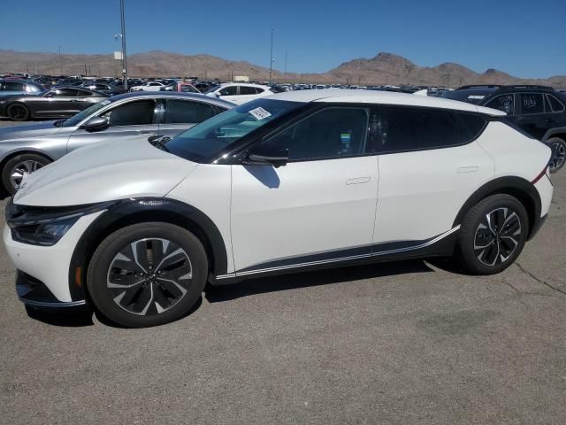 2024 KIA EV6 Light