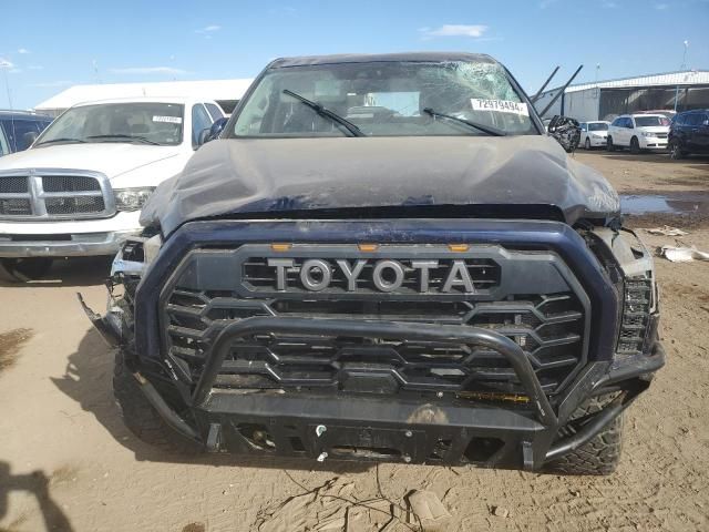 2022 Toyota Tundra Crewmax SR