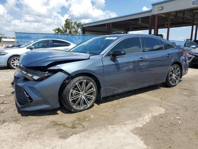 2020 Toyota Avalon XSE