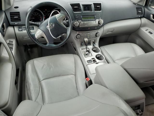 2010 Toyota Highlander SE