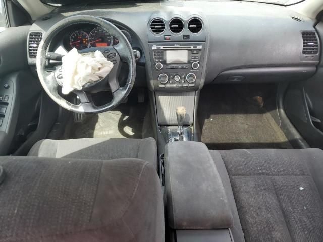 2010 Nissan Altima Base