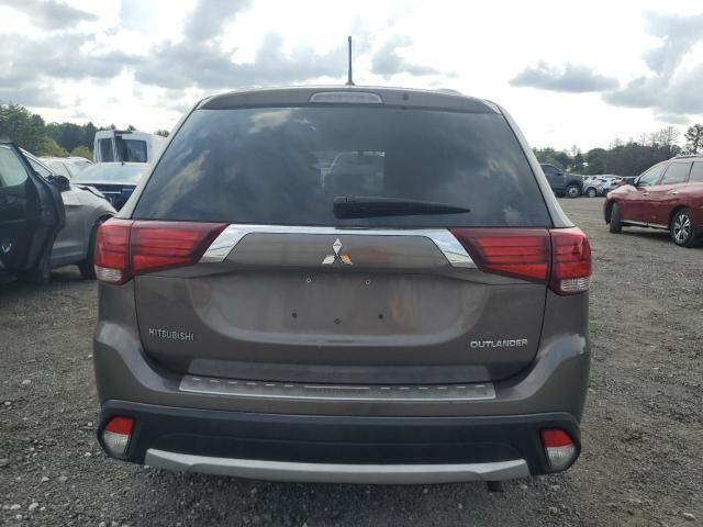 2016 Mitsubishi Outlander SE