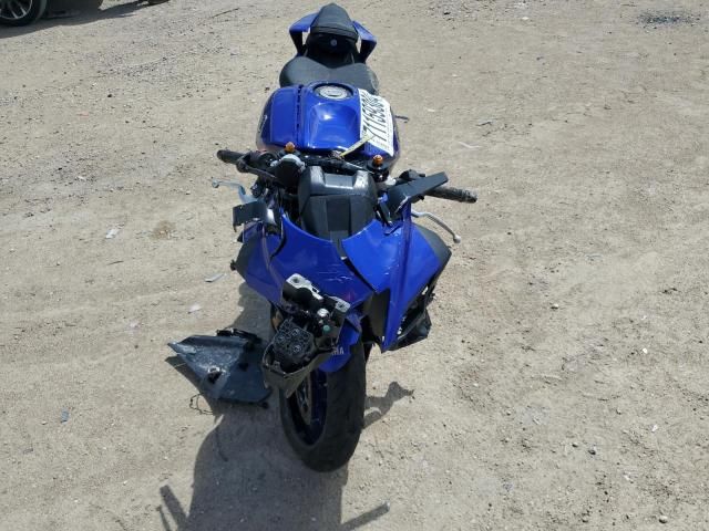 2024 Yamaha YZFR7