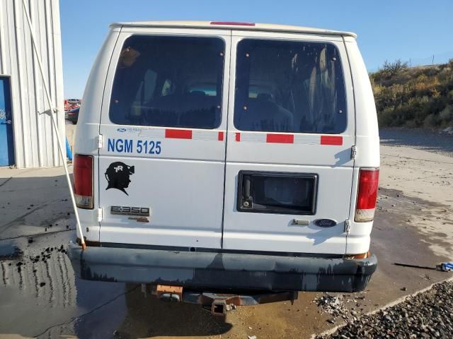 2011 Ford Econoline E350 Super Duty Wagon