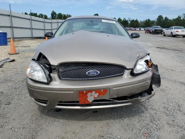 2004 Ford Taurus LX