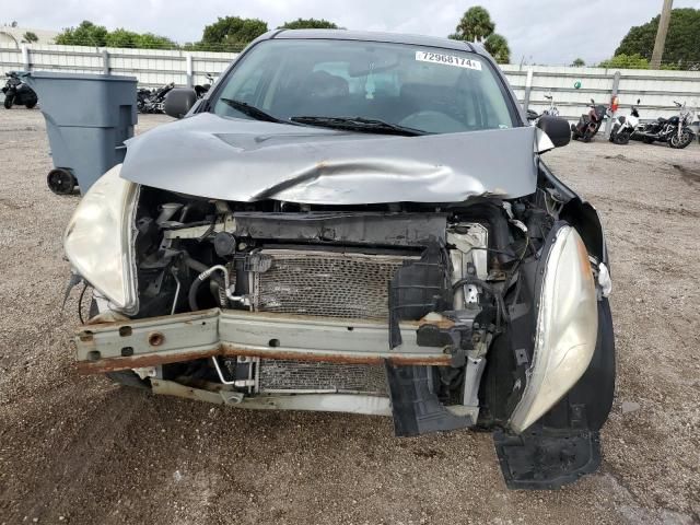 2013 Nissan Versa S