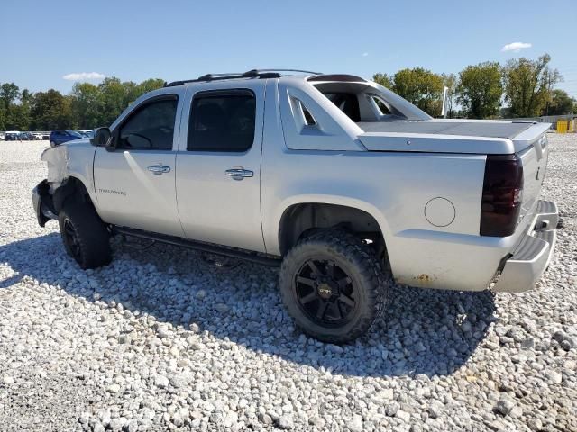 2011 Chevrolet Avalanche LTZ