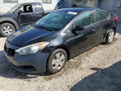 KIA Vehiculos salvage en venta: 2016 KIA Forte LX