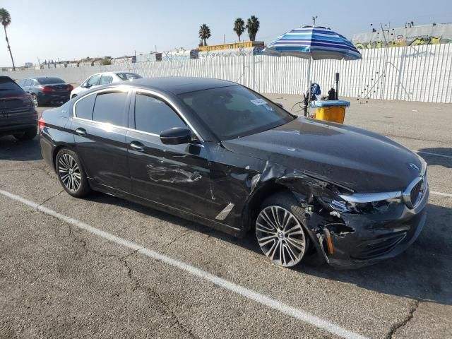 2018 BMW 530E