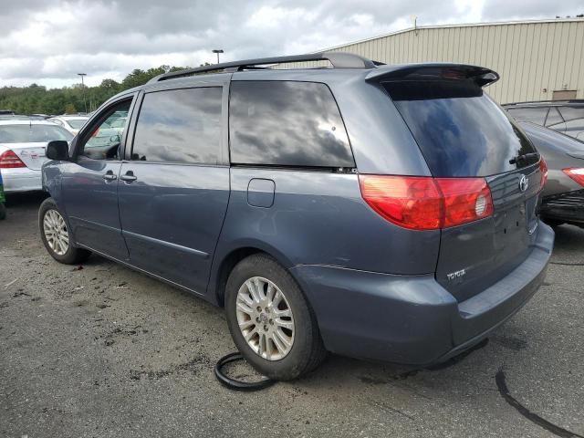 2008 Toyota Sienna XLE