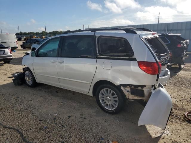 2008 Toyota Sienna XLE