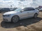 2016 Volkswagen Passat SEL