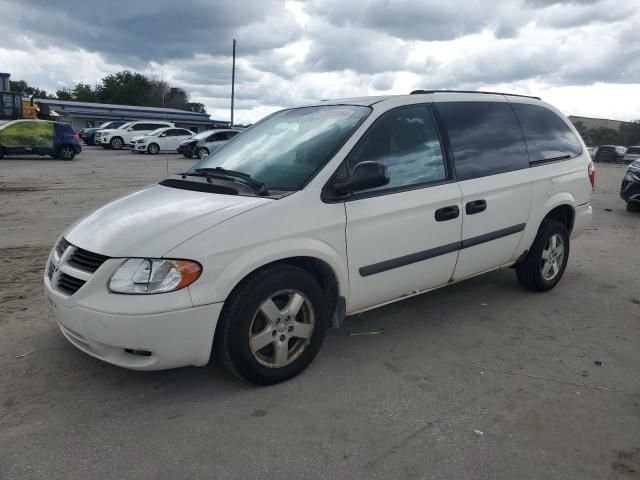 2005 Dodge Grand Caravan SE