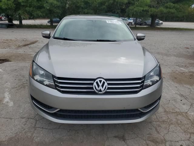 2014 Volkswagen Passat SE