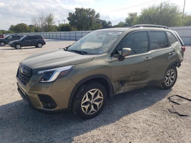 2024 Subaru Forester Premium