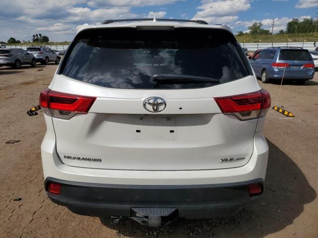 2019 Toyota Highlander SE