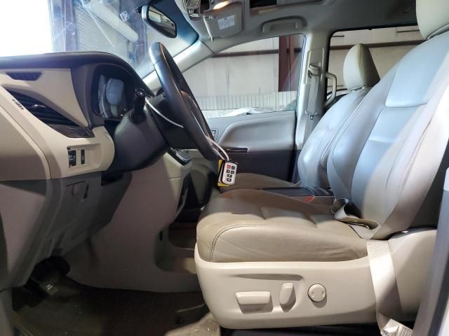 2017 Toyota Sienna XLE