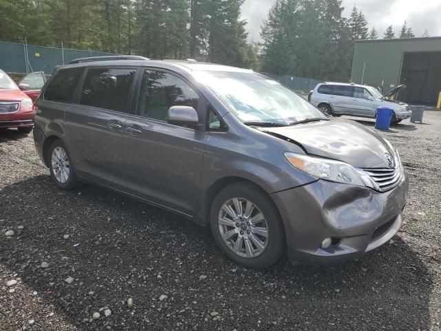 2011 Toyota Sienna XLE