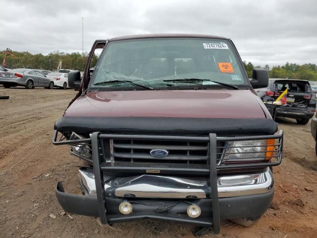 2005 Ford Econoline E350 Super Duty Wagon