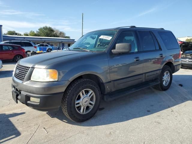 2004 Ford Expedition XLT