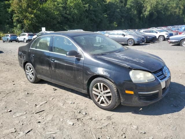 2005 Volkswagen New Jetta 2.5L Option Package 1