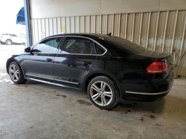 2012 Volkswagen Passat SEL