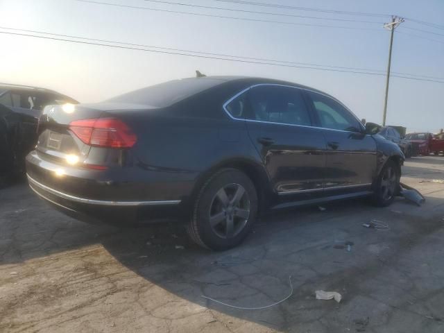 2016 Volkswagen Passat SEL