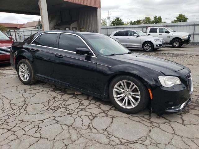 2016 Chrysler 300 Limited