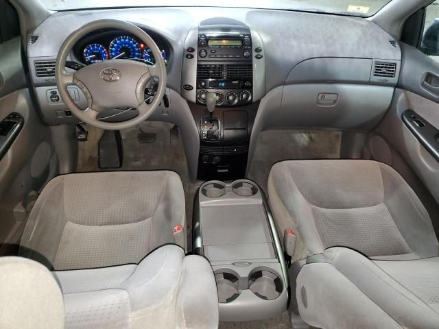 2006 Toyota Sienna LE