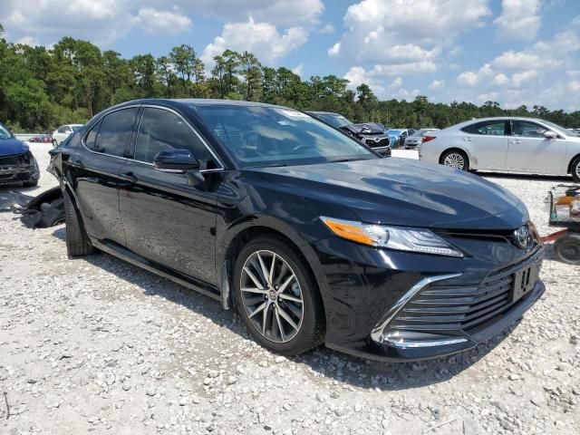 2022 Toyota Camry XLE