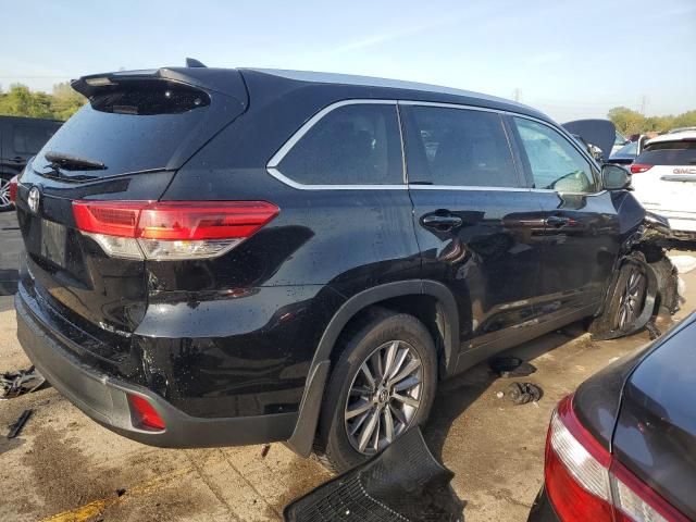 2019 Toyota Highlander SE