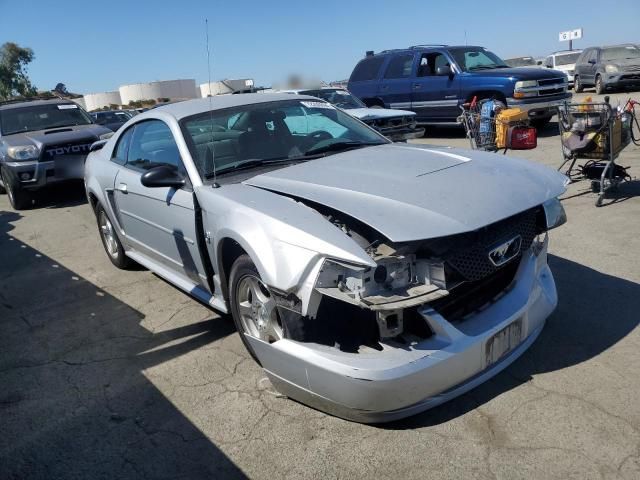 2004 Ford Mustang