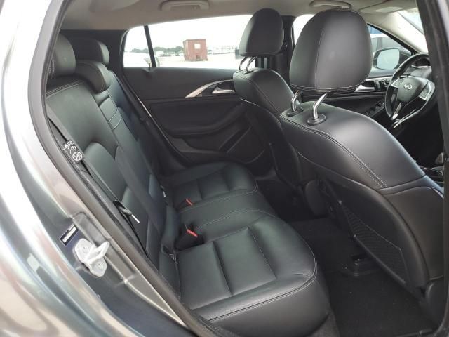 2017 Infiniti QX30 Base