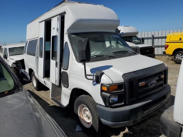 2011 Ford Econoline E350 Super Duty Van