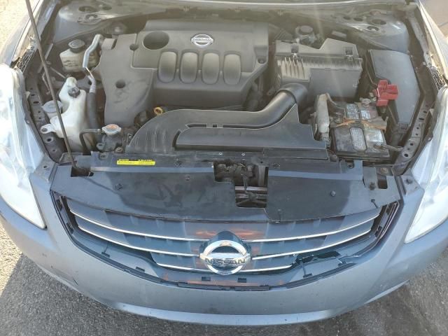 2010 Nissan Altima Base