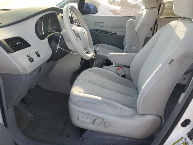 2011 Toyota Sienna LE