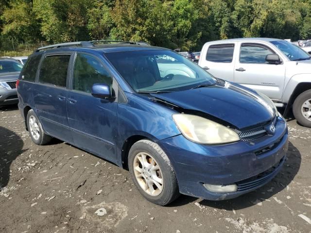 2004 Toyota Sienna XLE